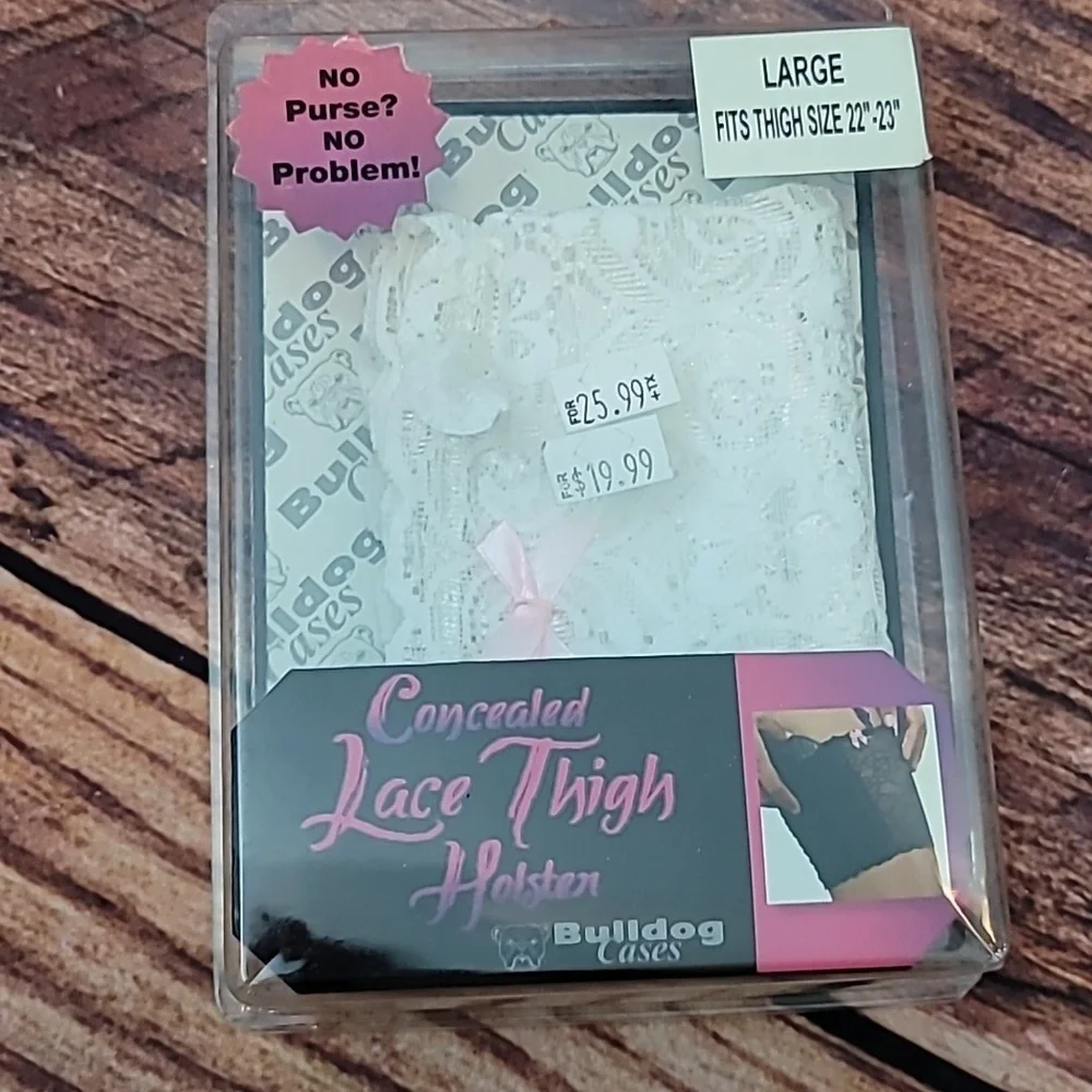 Bulldog Cases Concealed Lace Thigh Holster - Picture 2 of 8